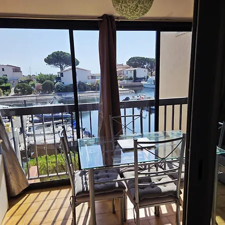 Διαμέρισμα Cosy Avec Vue Sur La Marina - Parking Prive