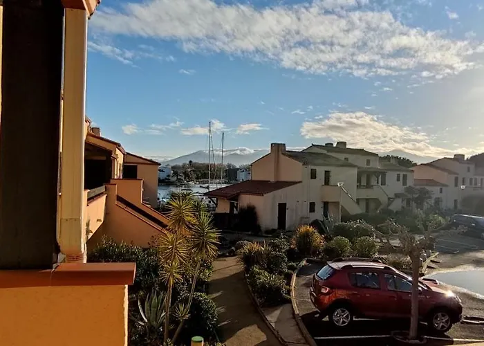Daire Cosy Avec Vue Sur La Marina - Parking Prive *